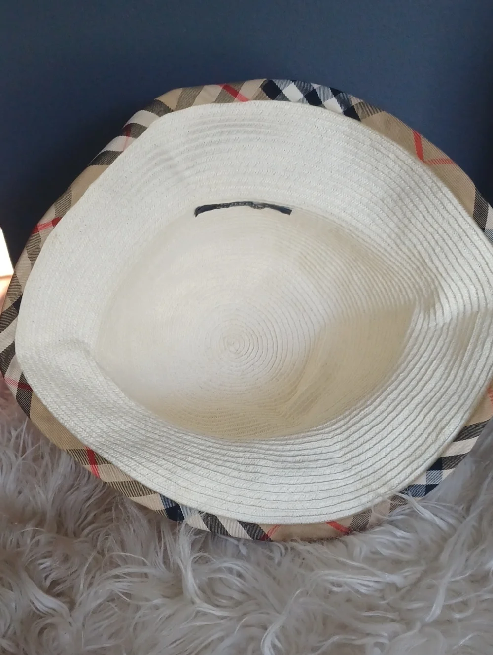 Vintage Early 2000' Burberry London By Patricia Underwood Colab Hat